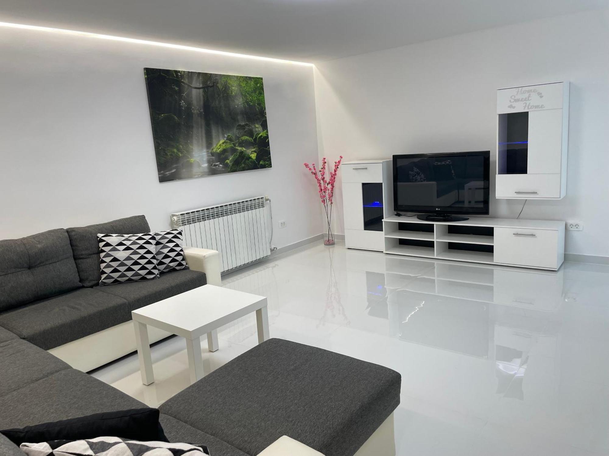 Apartment White Zagreb - Private Parking&Garage Экстерьер фото